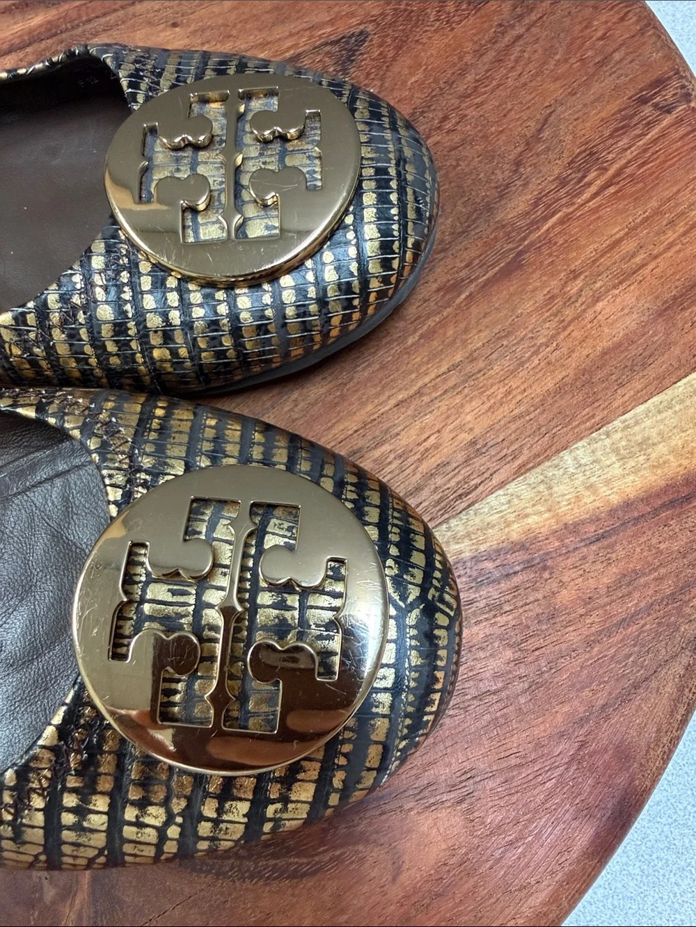 Tory Burch Reva Ballet Flats Gold Black Lizard Embossed Leather Size‎ 7.5